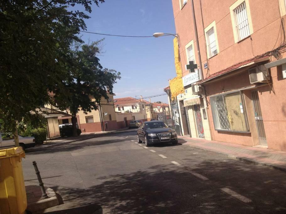 מדריד Apartamento Urgel מראה חיצוני תמונה