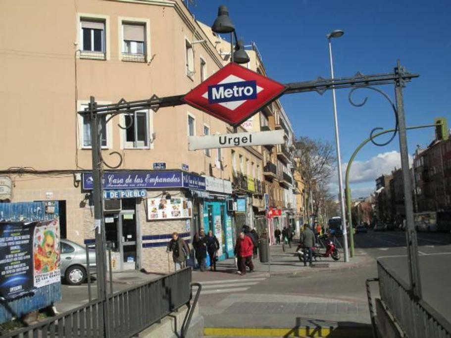 מדריד Apartamento Urgel מראה חיצוני תמונה